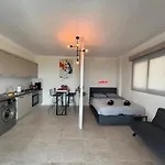 Amazing Seaview With Pool-steps Away Apartment *