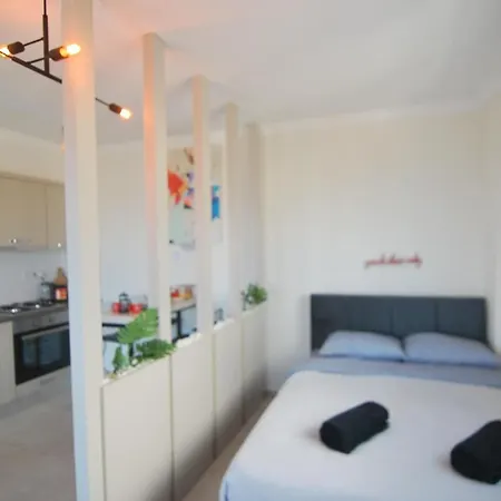 Amazing Seaview With Pool-steps Away Apartmán Agios Georgios (Famagusta)
